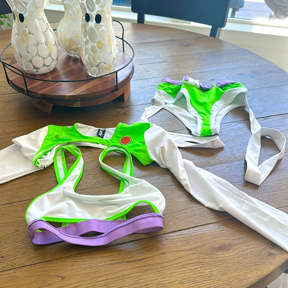 Lady Buzz lightyear costume